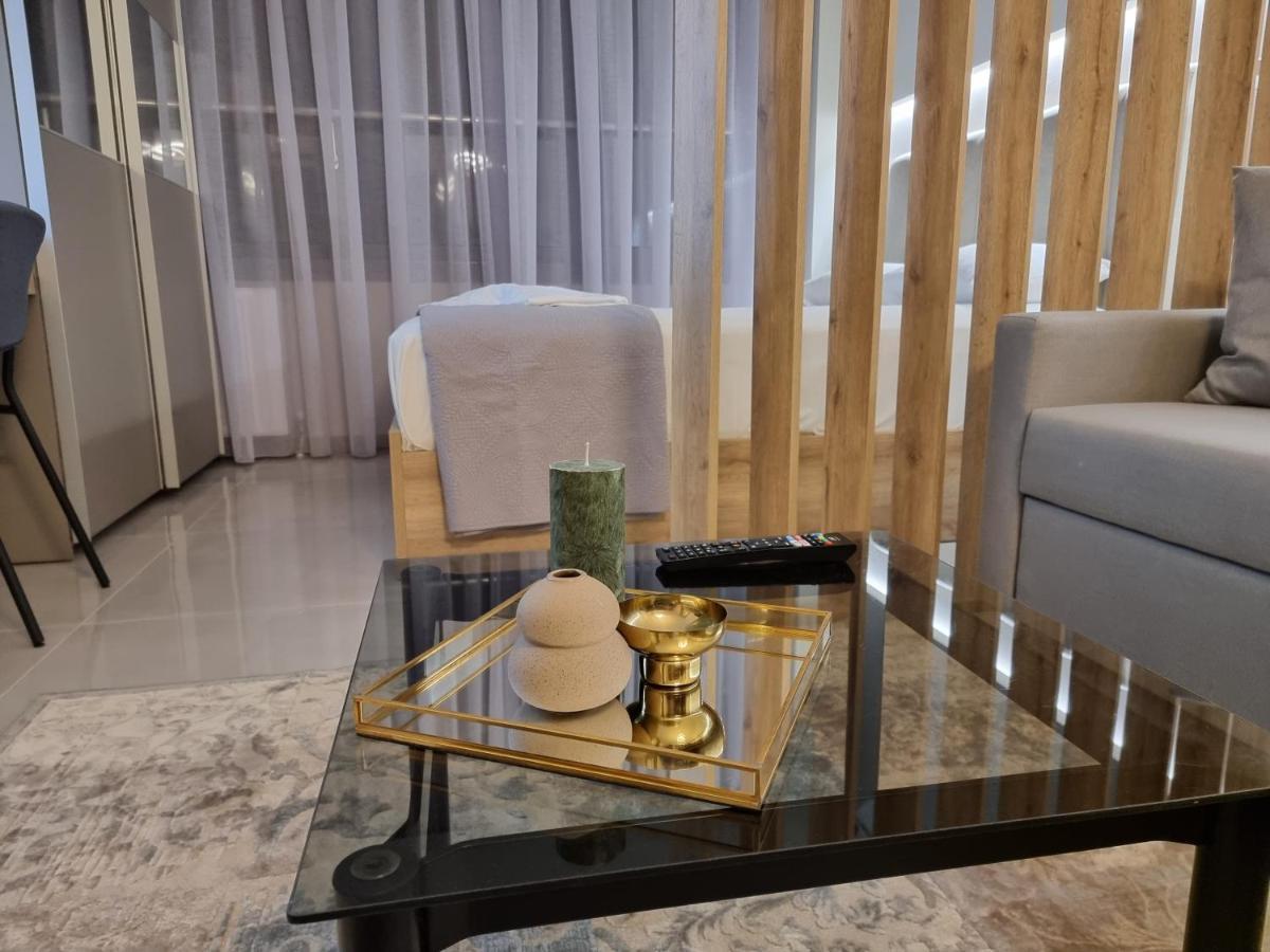 Iris City Center Premium Studio Thessaloníki Exteriör bild