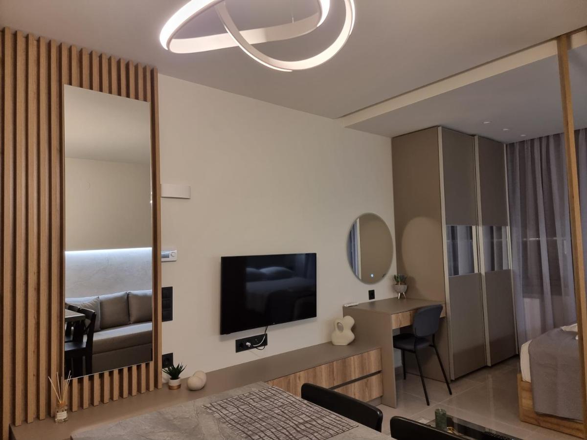 Iris City Center Premium Studio Thessaloníki Exteriör bild