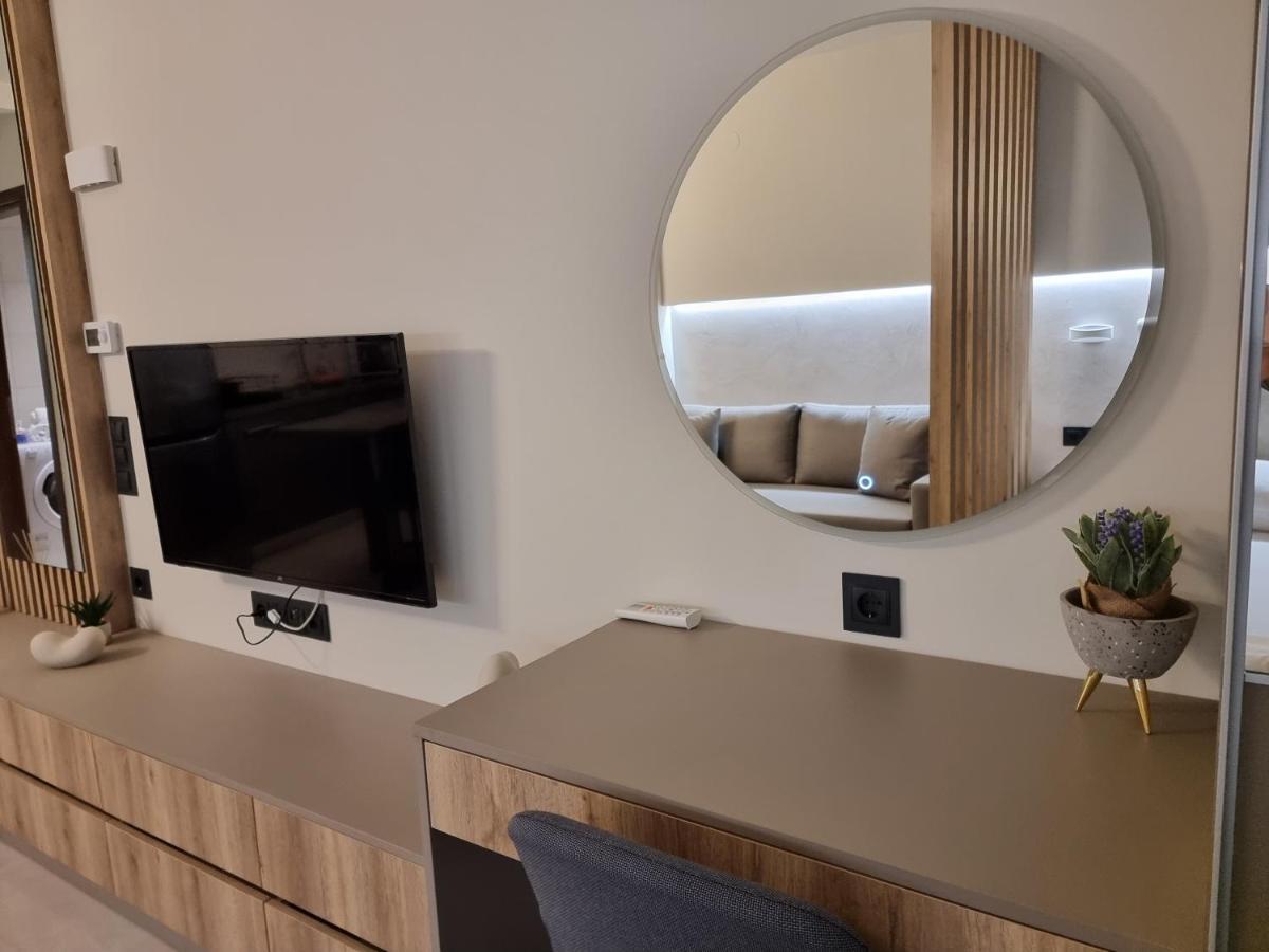 Iris City Center Premium Studio Thessaloníki Exteriör bild