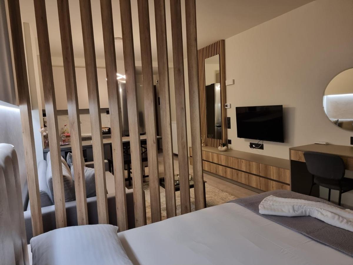 Iris City Center Premium Studio Thessaloníki Exteriör bild